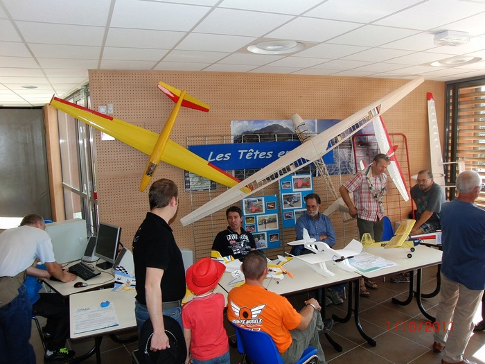 j_asso2011